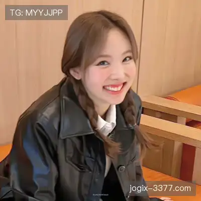 姬展立